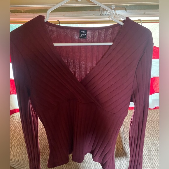 Cute Shein top! NEVER WORN! - Picture 2 of 2